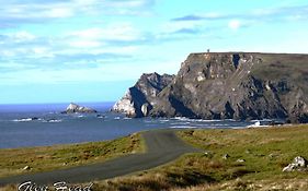 John Eoinin'S Bar And Accommodation